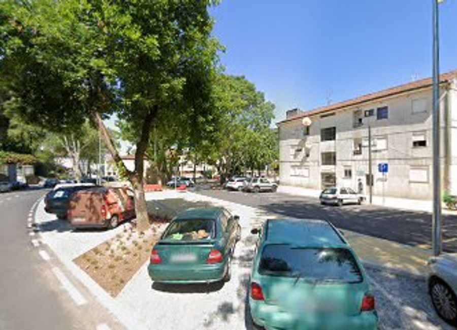 Explore By My Love in Ponte de Lima: A Shopping Haven for Unique Finds and Local Crafts in a Vibrant Atmosphere.