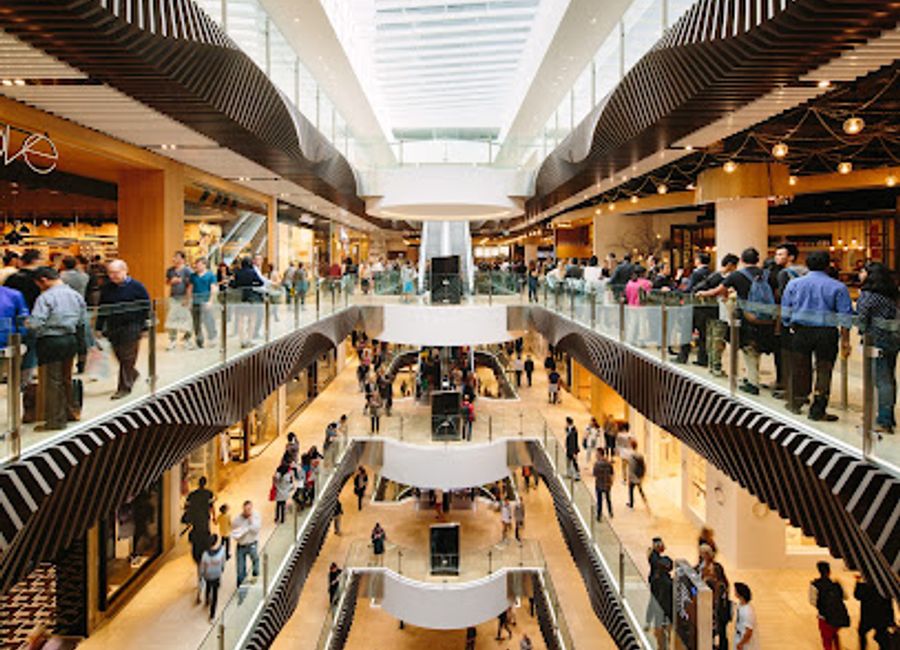 Explore Emporium Melbourne, where luxury shopping meets diverse dining, and immerse yourself in the heart of Melbourne's vibrant culture.