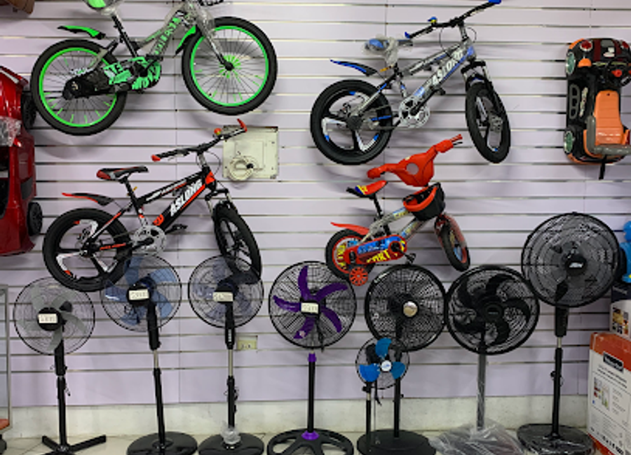 Explore Native Gift Shop in Ocho Rios for unique electronics and authentic Jamaican souvenirs that capture the essence of your travel experience.