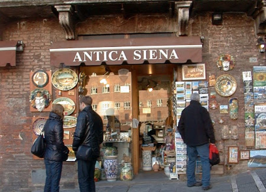 Explore the charm of traditional Italian craftsmanship at Ceramiche Antica Siena, showcasing exquisite handcrafted pottery and unique gifts.