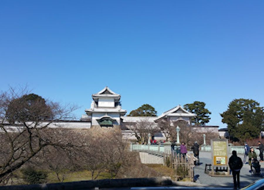 Discover unique gifts and local crafts at the Museum Shop in Kanazawa, where Japan's rich heritage comes to life in every item.