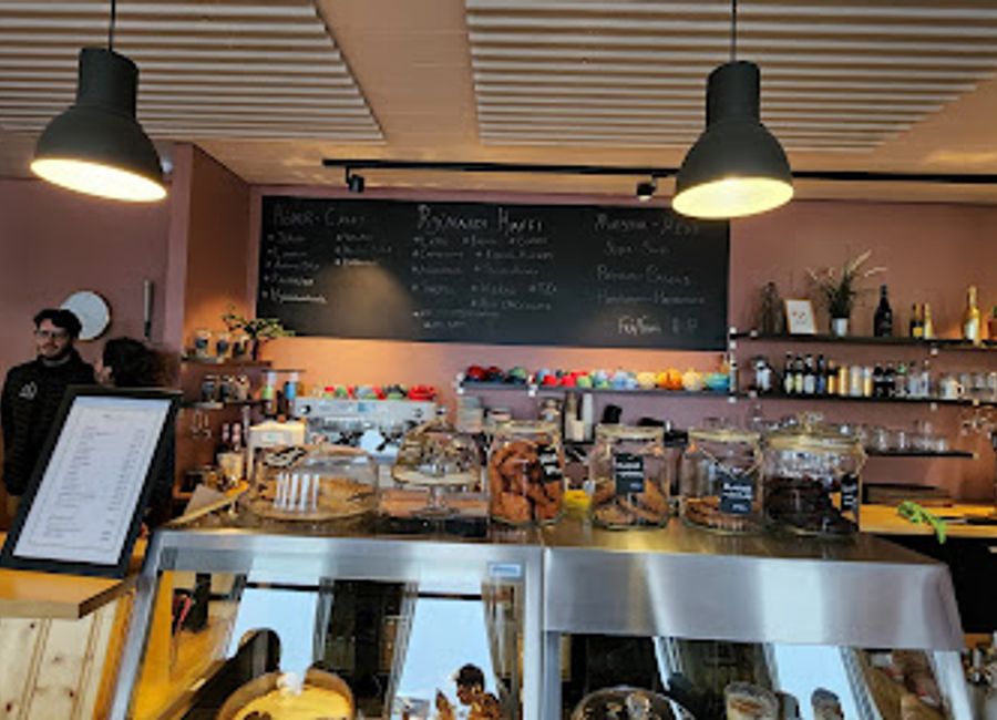 Experience the warmth and flavor of RJÚK ANDI, a cozy coffee shop in Hjardharfell, perfect for relaxing and enjoying delicious brews.