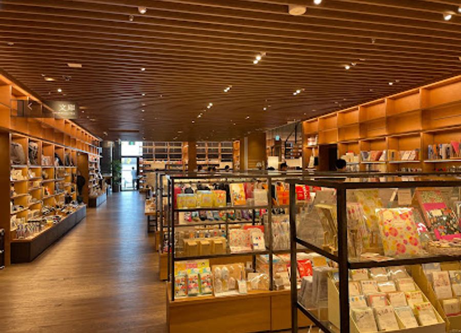 Explore the stylish TSUTAYA BOOKS Nara Store, where literature meets local culture in a cozy café setting.