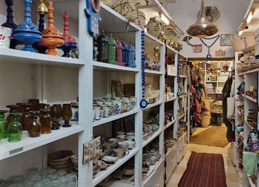 Discover Luxor's Fair Trade Center, where authentic handicrafts and ethical shopping come together to celebrate Egypt's rich artisan culture.