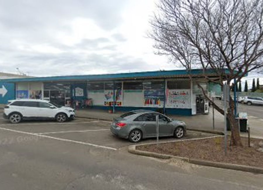 Discover the essence of Kangaroo Island fashion at Island Style, where local culture meets unique style in Kingscote.