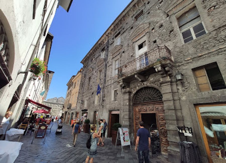 Discover the vibrant shopping experience at Les Halles d'Aoste, where local culture meets modern retail in the heart of Aosta Valley.