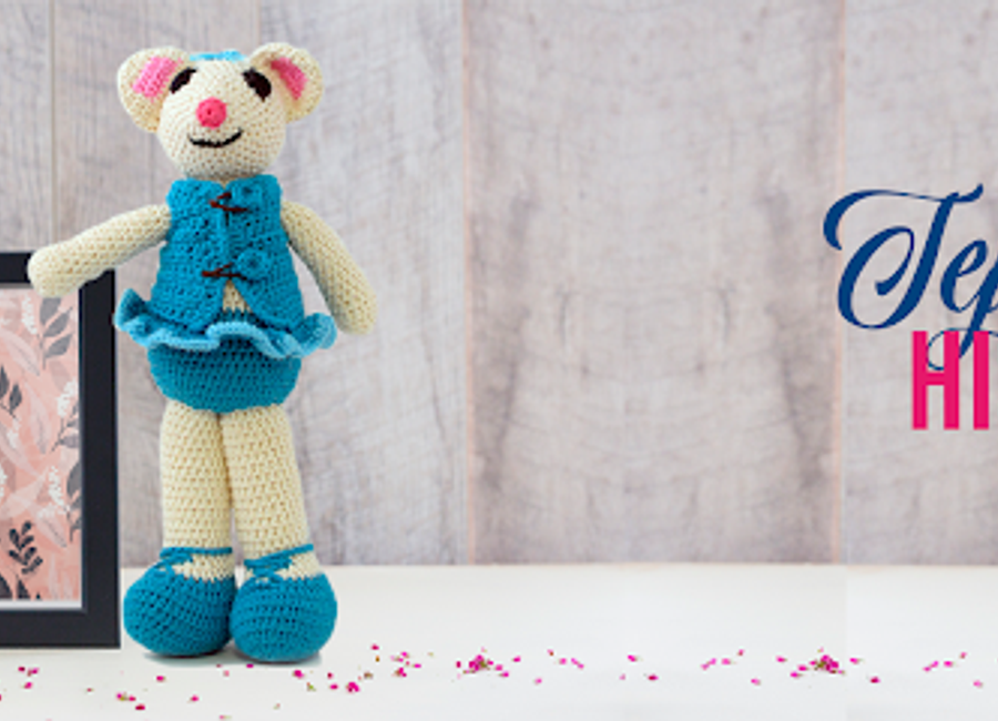 Explore the vibrant world of Peruvian handicrafts at Muñecos Andinos in Ayacucho, home to exquisite handmade dolls and artisanal treasures.