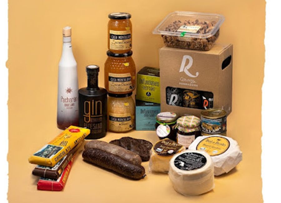 Discover the rich culinary heritage of Huesca at Sabores Perdidos, offering exquisite local and natural goods for an unforgettable experience.