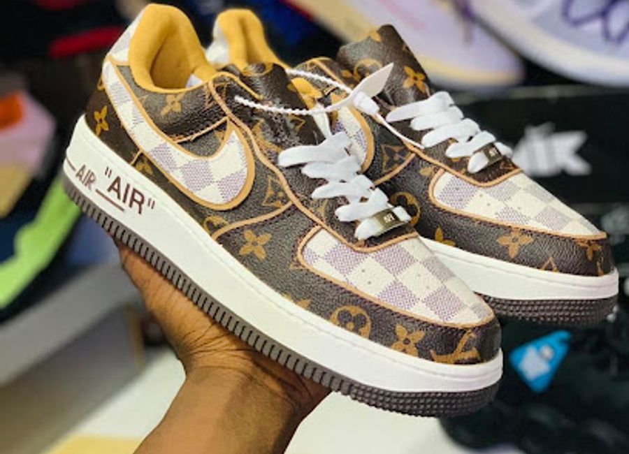 Explore Wan Dada Collections for unique Ghanaian crafts and fashion in Elmina, a boutique reflecting local artistry and culture.