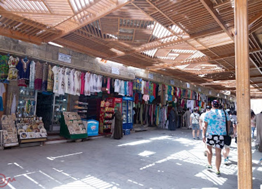 Explore the Luxor Fruit and Vegetable Market, a vibrant hub of fresh produce and local culture, brimming with colors and flavors unique to Egypt.