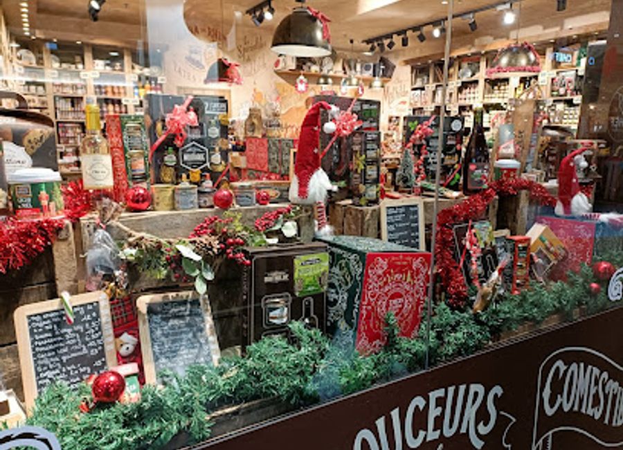 Explore La Galerie Nacarat in Clermont-Ferrand: A shopping paradise filled with boutiques, eateries, and entertainment for every traveler.