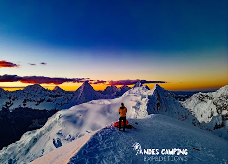 Explore the Andes with confidence—gear up at Andes Camping Mountain Shop, your one-stop shop for adventure equipment and travel services in Huaraz.