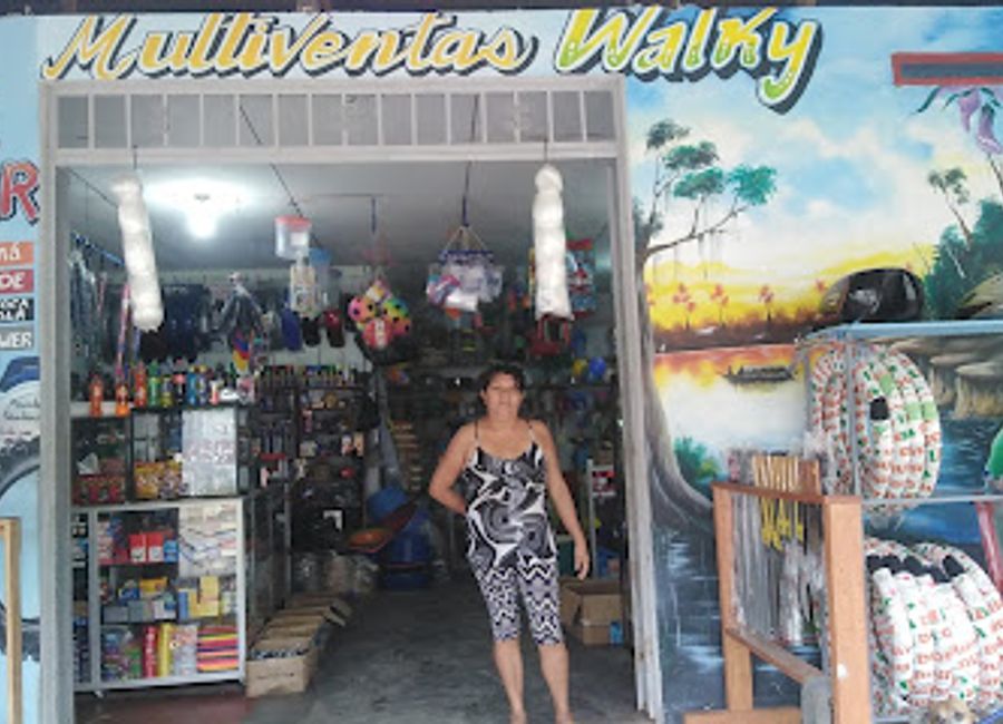 Discover the charm of Lagunas at Multiventas Walky, where home goods meet local craftsmanship in a delightful shopping experience.