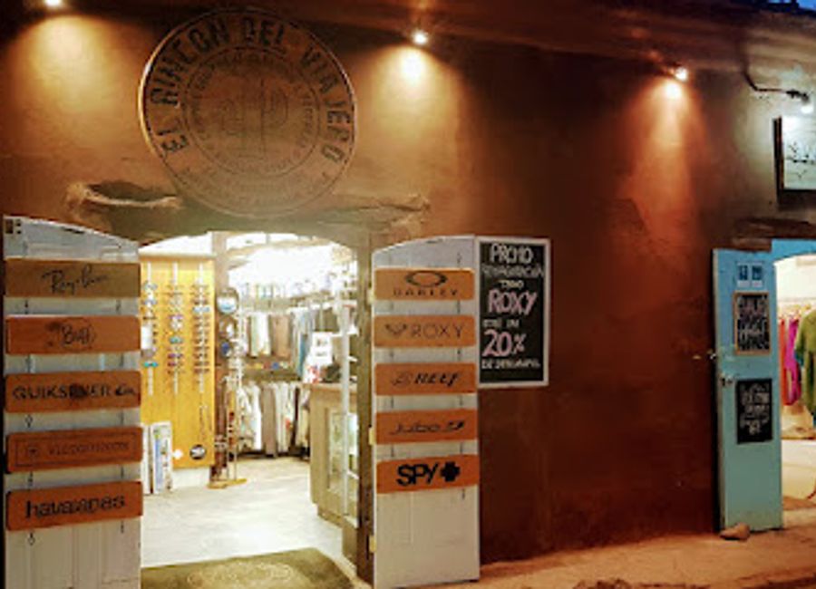 Discover fashion and adventure essentials at El Rincón del Viajero, the ultimate clothing and camping store in San Pedro de Atacama.