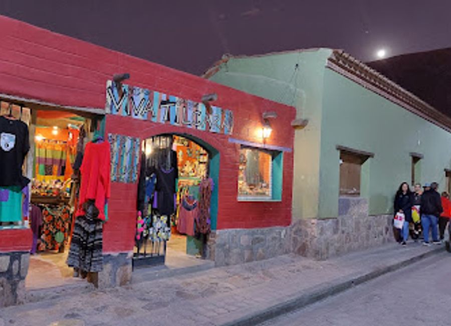 Explore local fashion and artisan crafts at Viva Tilcara! in the heart of Tilcara, Jujuy - a cultural treasure for all travelers.