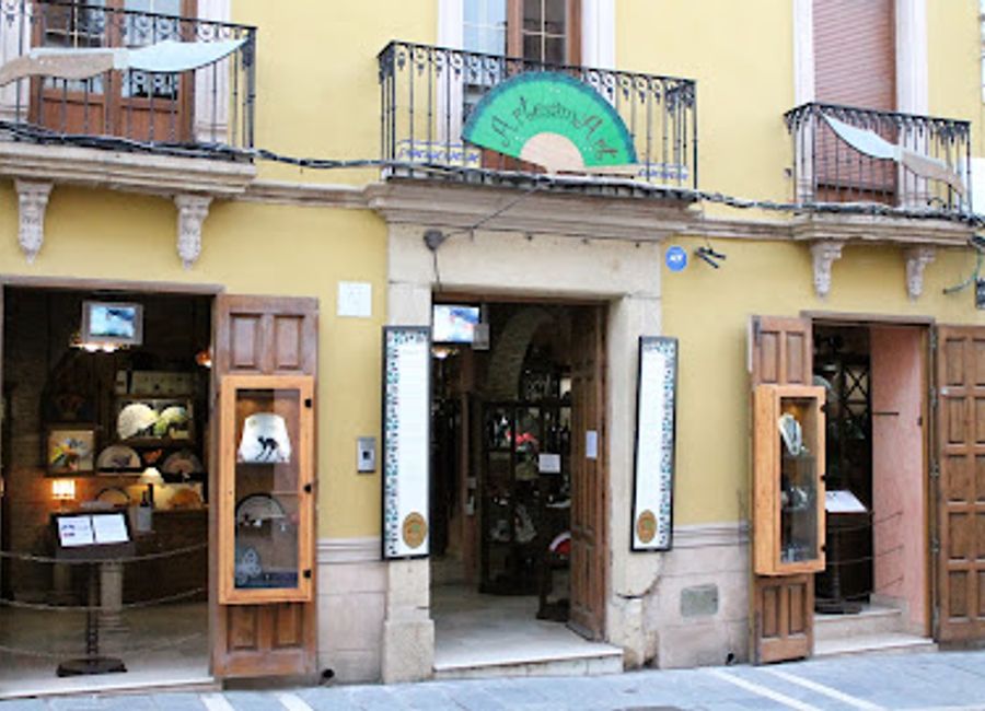 Explore the vibrant handicrafts of Ronda at ArtesamArt, where tradition and creativity come together in unique handmade treasures.