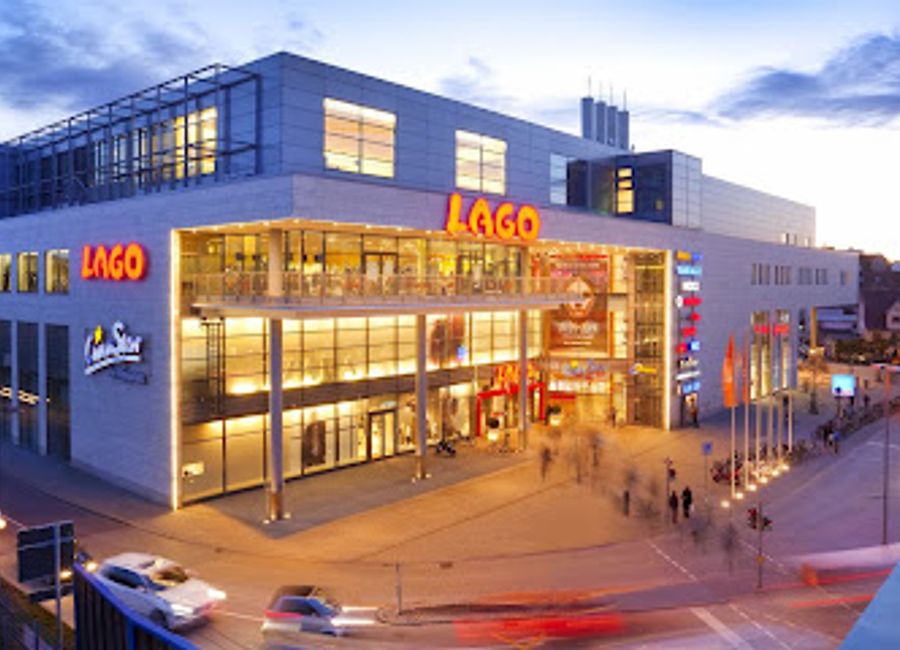 Experience the best of shopping and dining at LAGO Shopping Center in Konstanz, where style meets convenience in a vibrant atmosphere.
