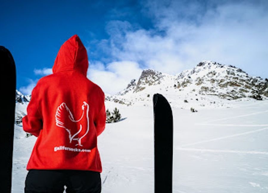 Discover top-quality sportswear at Gall Fer Socks, the ultimate destination for athletes and active enthusiasts in the city.