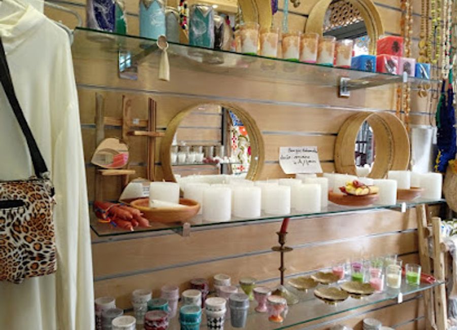 Discover La Gazelle d'Essaouira, your go-to gift shop for authentic Moroccan handicrafts and unique treasures in the heart of Essaouira.