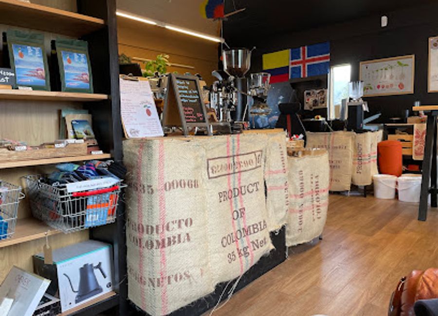 Discover the perfect blend of aromatic coffee and Icelandic souvenirs at Valeria Specialty Coffee & Souvenirs in scenic Grundarfjörður.
