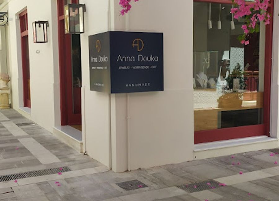 Explore the artistry of Anna Douka Handmade Jewelry in Nafplio—where Greek tradition meets contemporary elegance.