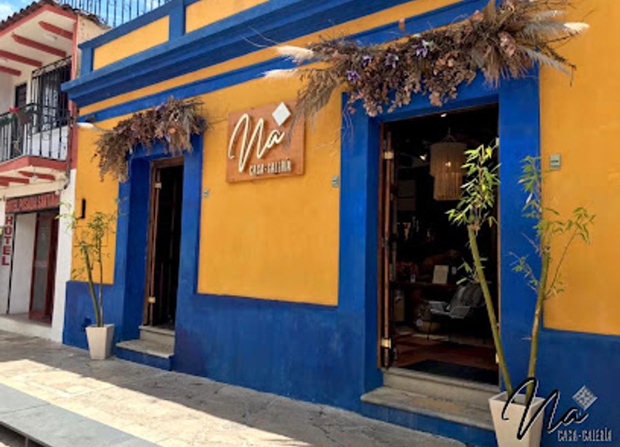 Explore the vibrant textiles and handicrafts of Mexico at Na Casa Galería, a treasure trove of local artistry and tradition in San Cristóbal de las Casas.