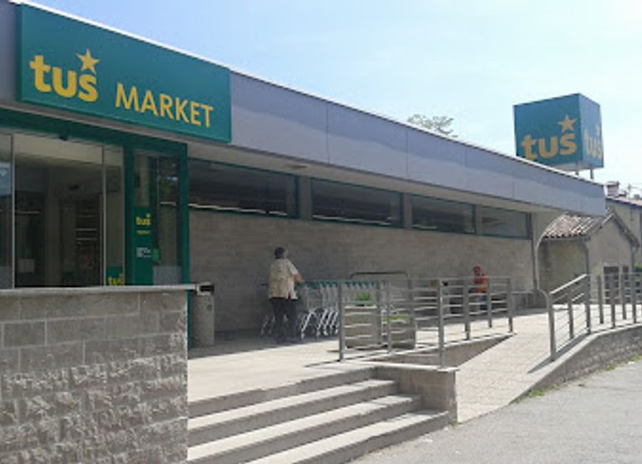 Experience the authentic taste of Slovenia at Tuš Market Divača, where fresh local produce meets charming community spirit.