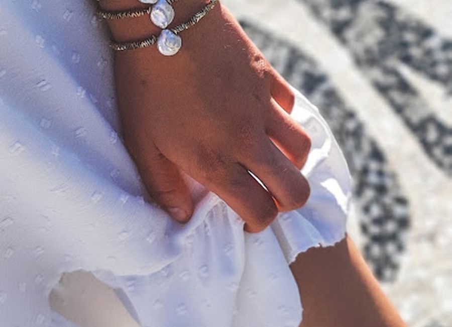 Discover exquisite handcrafted jewelry and unique souvenirs at Adry Jewels in Hvar, where local artistry meets elegance.