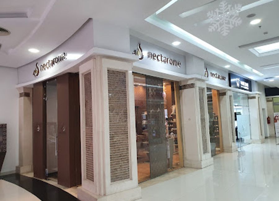Discover the essence of Moroccan beauty at Nectarome, where natural ingredients and heritage unite in an enchanting shopping experience.