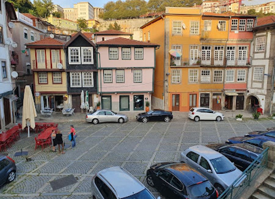 Explore your artistic side at Douro River - Miragaia Art Studio, a vibrant art supply store along the beautiful Douro River in Porto.