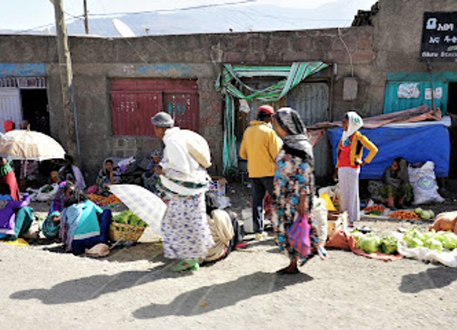 Explore unique Ethiopian handicrafts and souvenirs at Yope Lalibela Gift Shop, a cultural treasure in the heart of Lalibela.