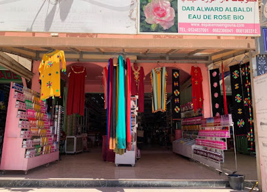 Discover the essence of Moroccan beauty at DADES VERT in Kalaat M'Gouna, where tradition meets quality in every product.