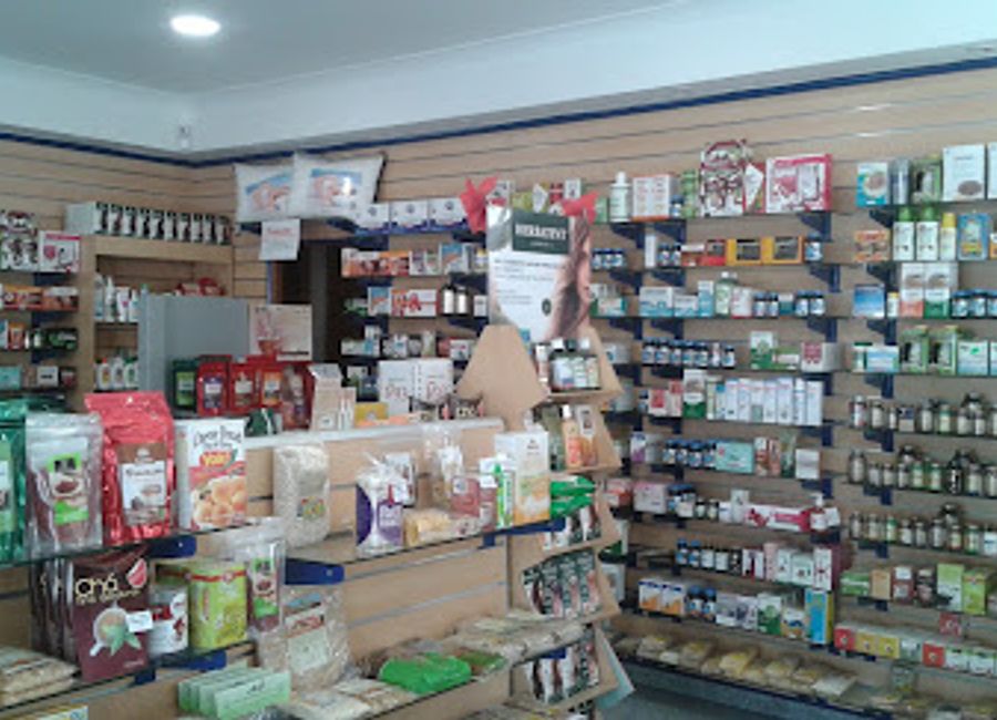 Explore the best of herbal wellness at Ervanária Shalom Nature in Faro, offering a delightful range of health products and natural remedies.