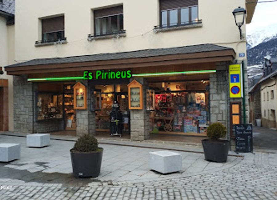 Explore the enchanting gift shop Es Pirineus in Vielha, where local treasures and unique souvenirs await in the heart of the Pyrenees.