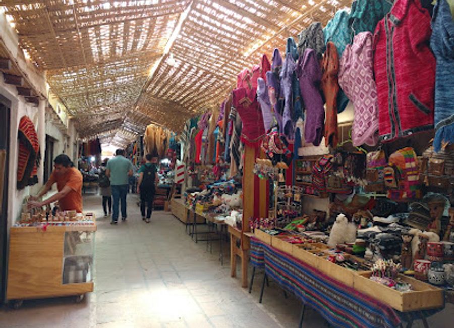 Explore the Feria Artesanal San Pedro de Atacama for authentic crafts, local flavors, and a vibrant cultural experience in the heart of Chile.