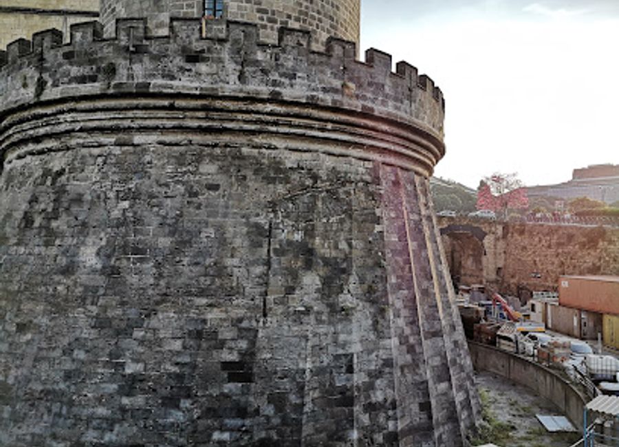 Explore the exquisite craftsmanship of coral and cameo jewelry at Donadio Corals and Cameos, a unique gem in Portici, Italy.