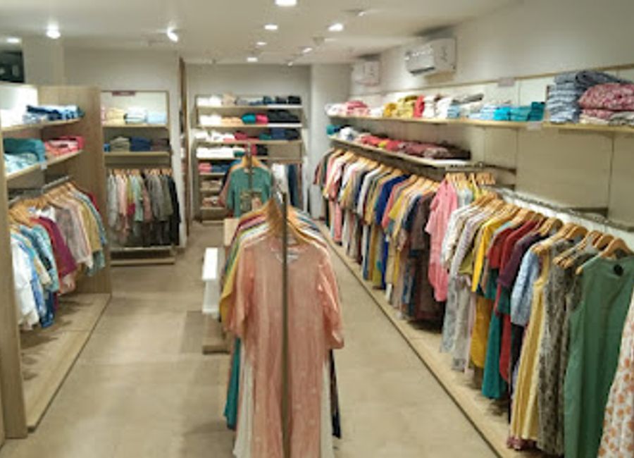 Discover the essence of Indian fashion at Fabindia, where traditional craftsmanship meets modern style in Alappuzha.