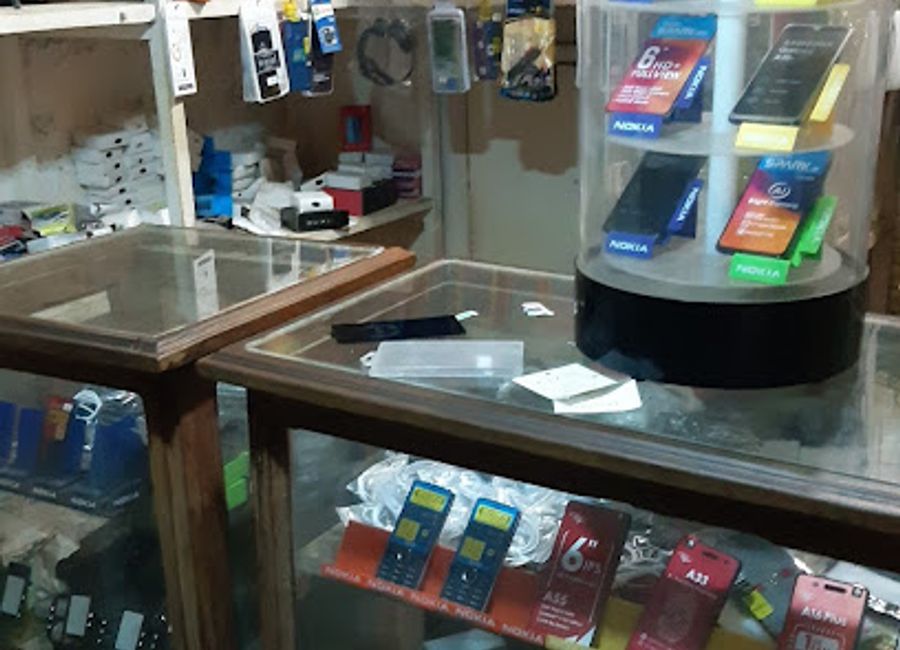 Explore top-quality electronics at Chez Fallou, your ultimate shopping destination for the latest gadgets and appliances in Senegal.