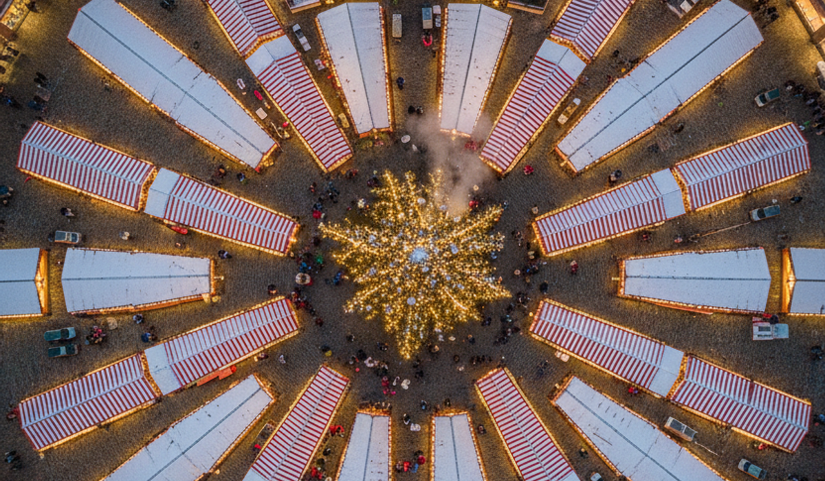 Monthly issue for Christmas 2025 edition