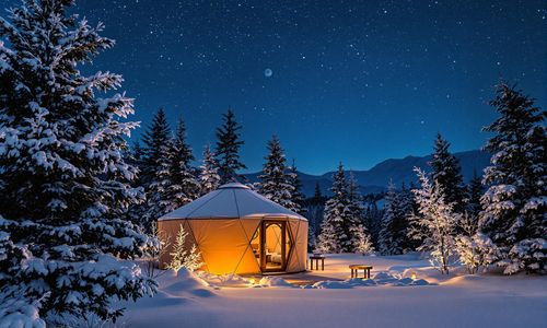 Glamping Under the Stars: A Romantic Wilderness Escape image